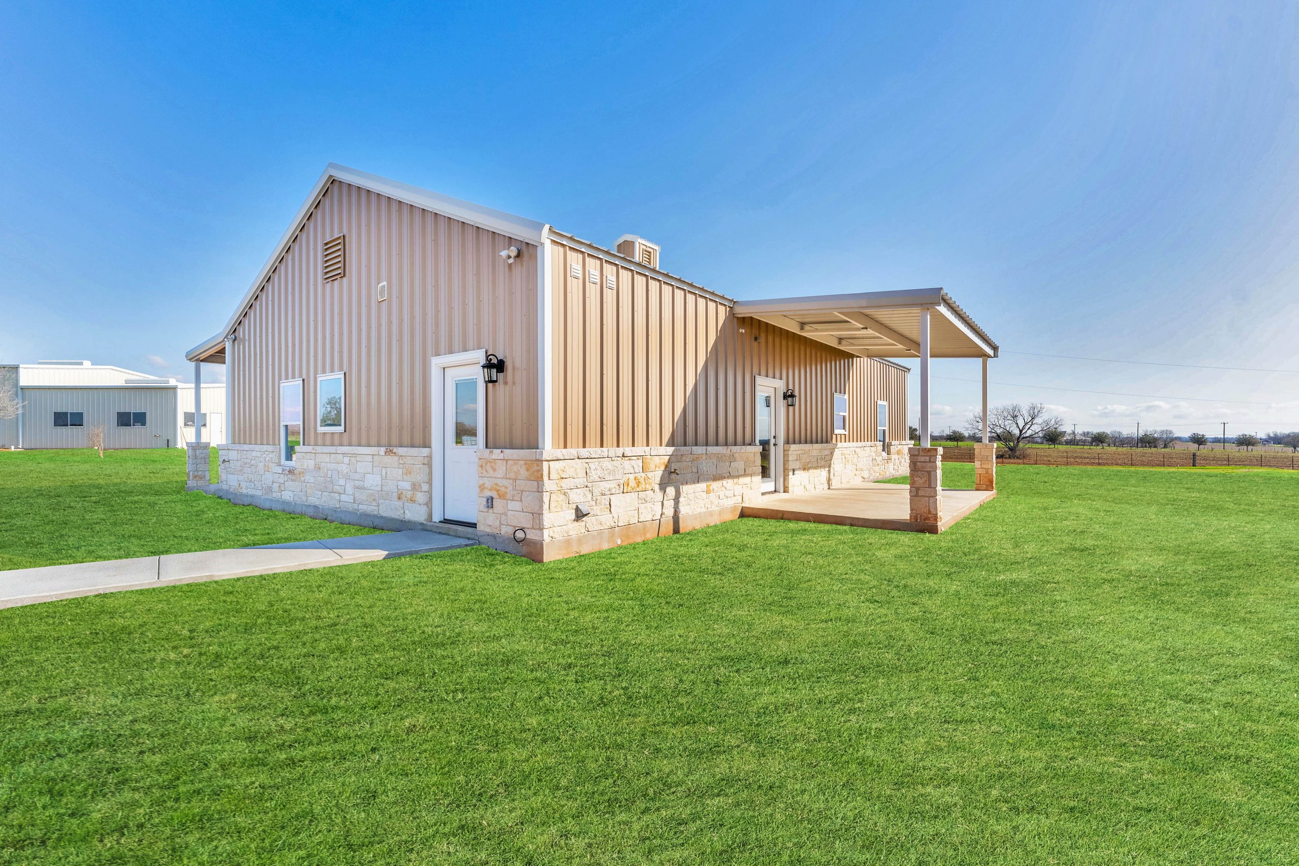 Adkins Barndominium